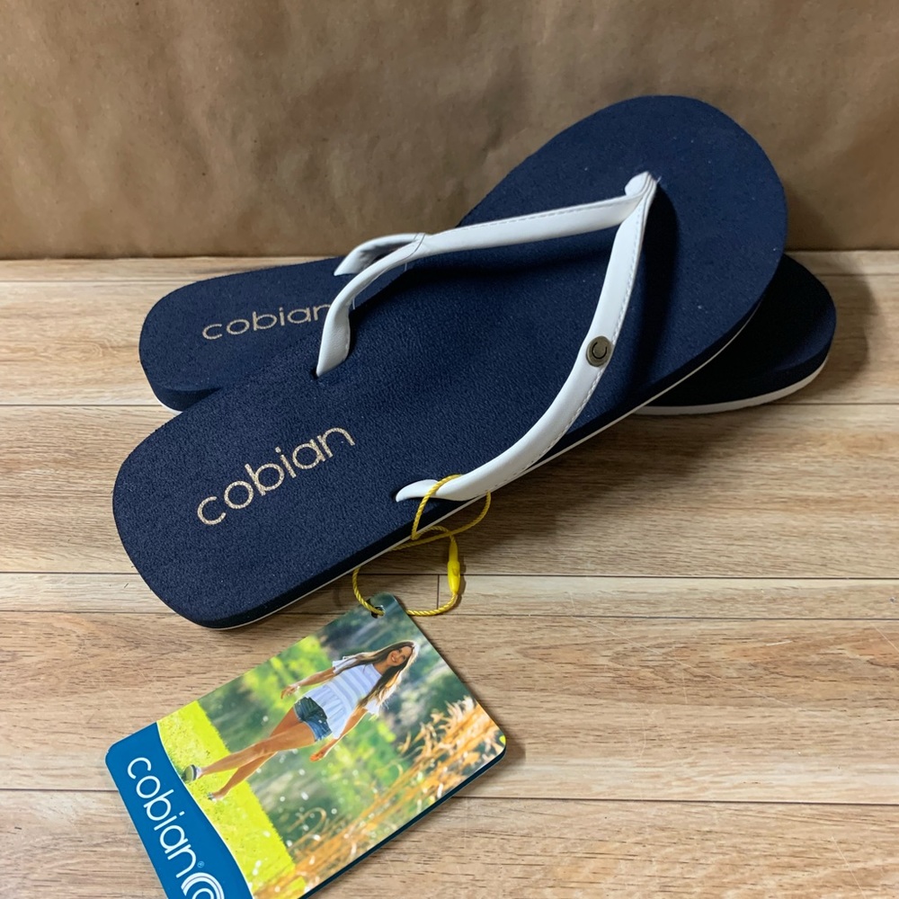 New! Cobian Nias Bounce Sandals Flip Flops Thongs Women 7 White Beach Surf Blue